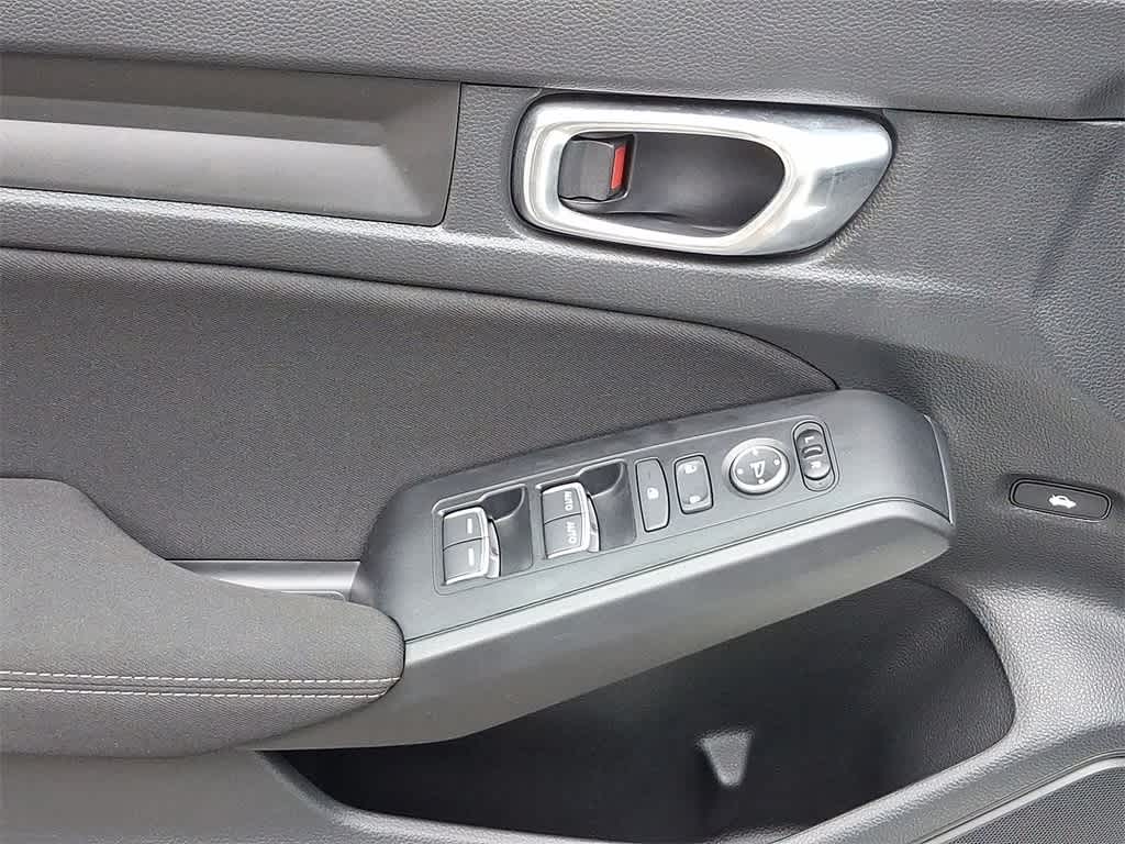 Thumbnail: 2023 Honda Civic - 10