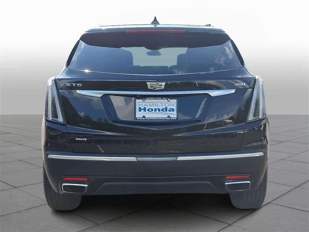 Thumbnail: 2021 Cadillac XT5 - 21