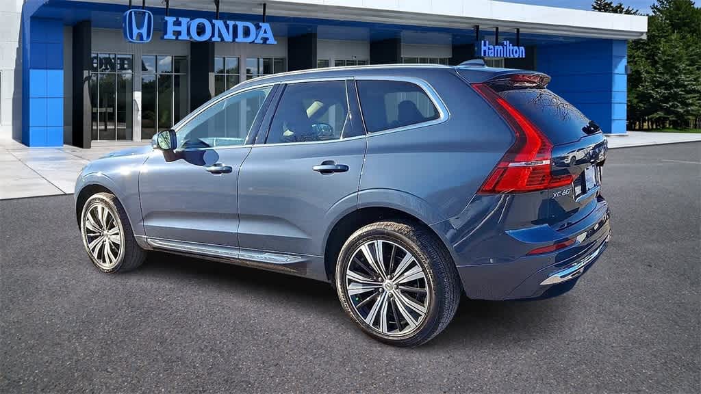 Thumbnail: 2022 Volvo XC60 - 6