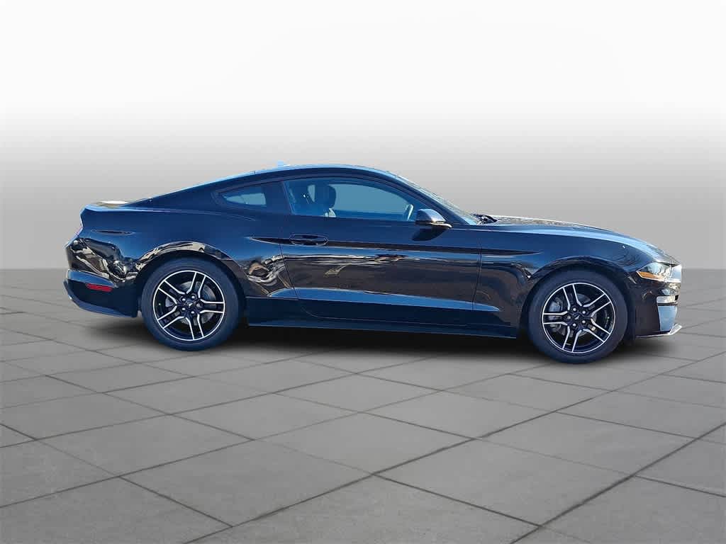 Thumbnail: 2022 Ford Mustang - 17