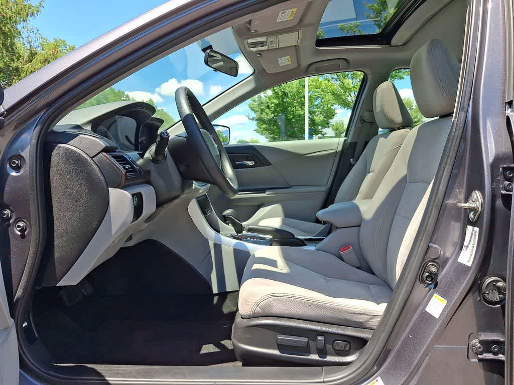 Thumbnail: 2015 Honda Accord - 11