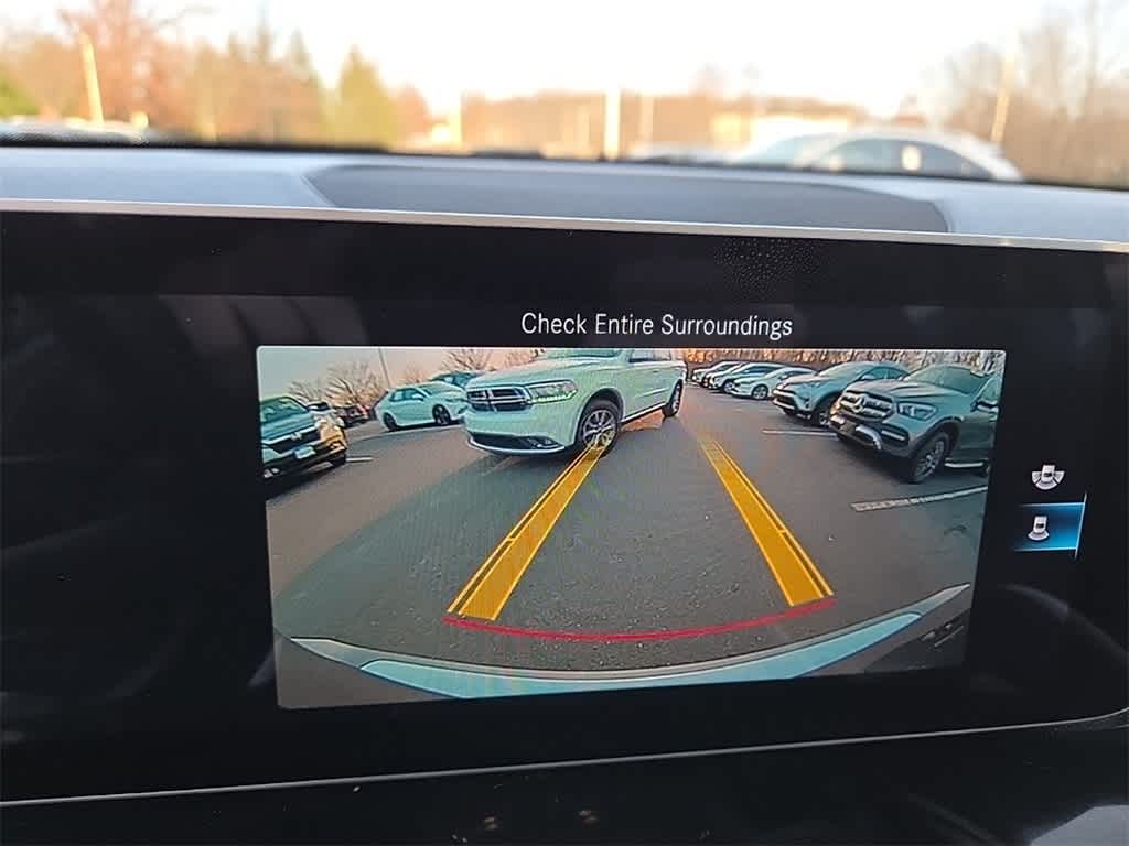 Thumbnail: 2021 Mercedes-Benz GLB - 21