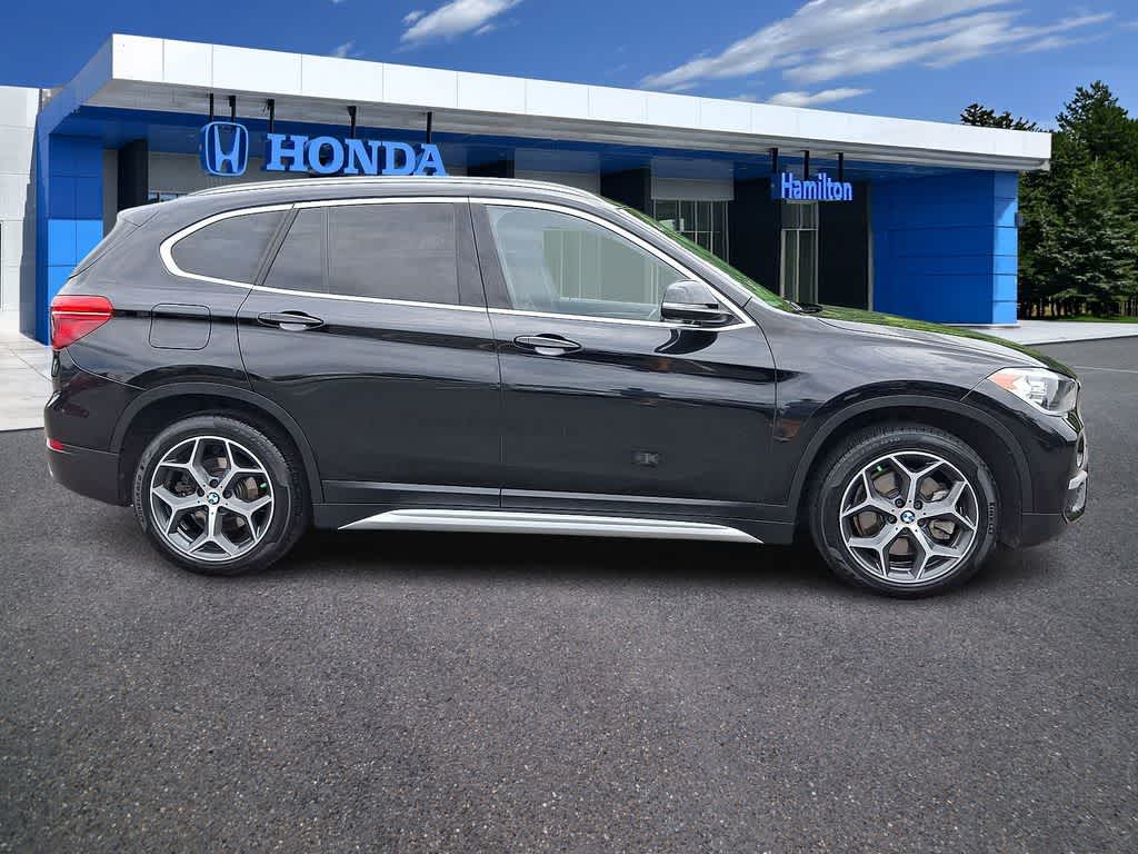 Thumbnail: 2019 BMW X1 - 25