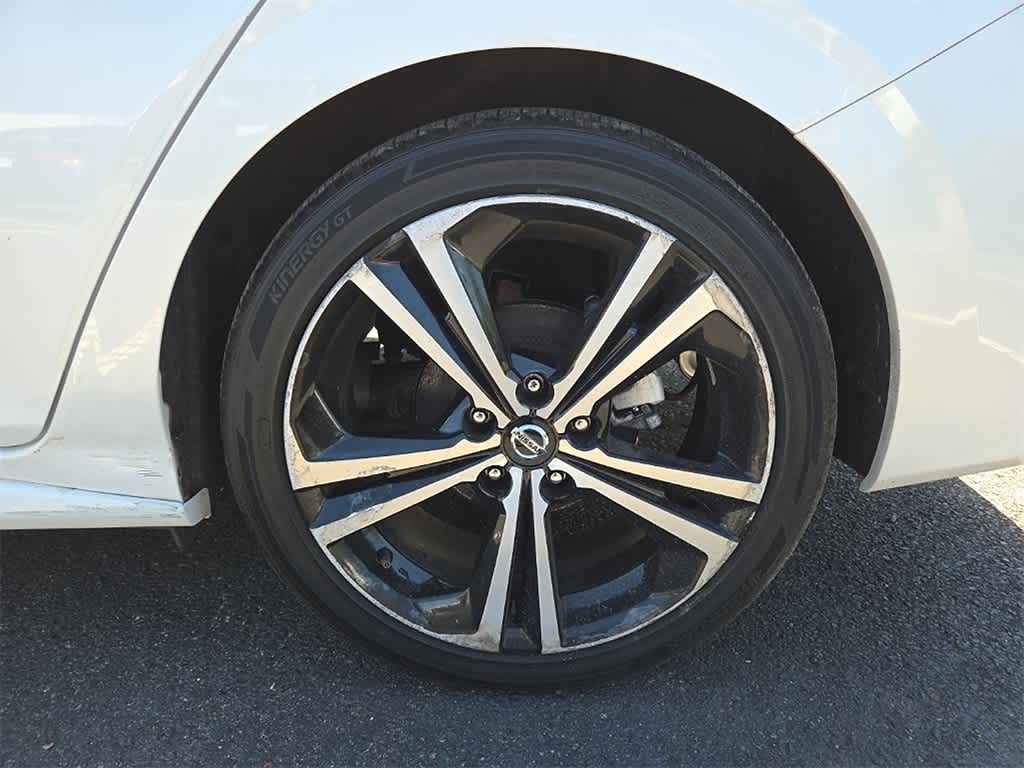 Thumbnail: 2021 Nissan Sentra - 9