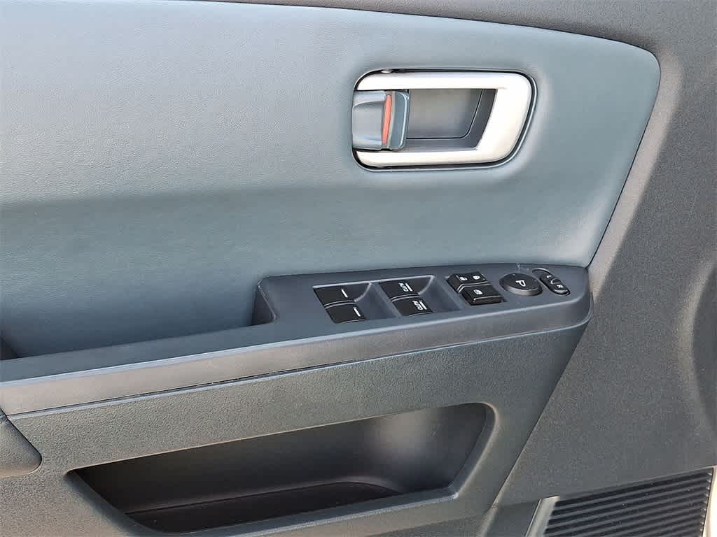 Thumbnail: 2009 Honda Pilot - 10