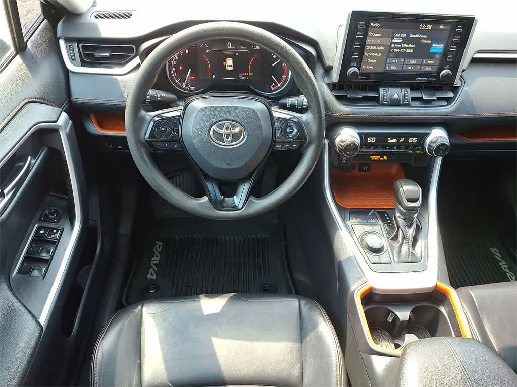 Thumbnail: 2019 Toyota RAV4 - 21
