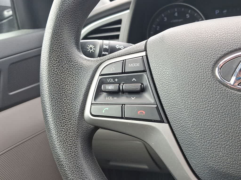 Thumbnail: 2018 Hyundai Elantra - 17