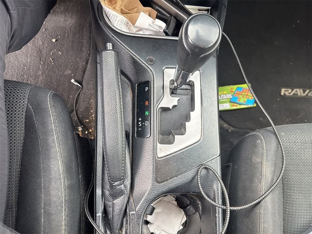 Thumbnail: 2017 Toyota RAV4 - 15