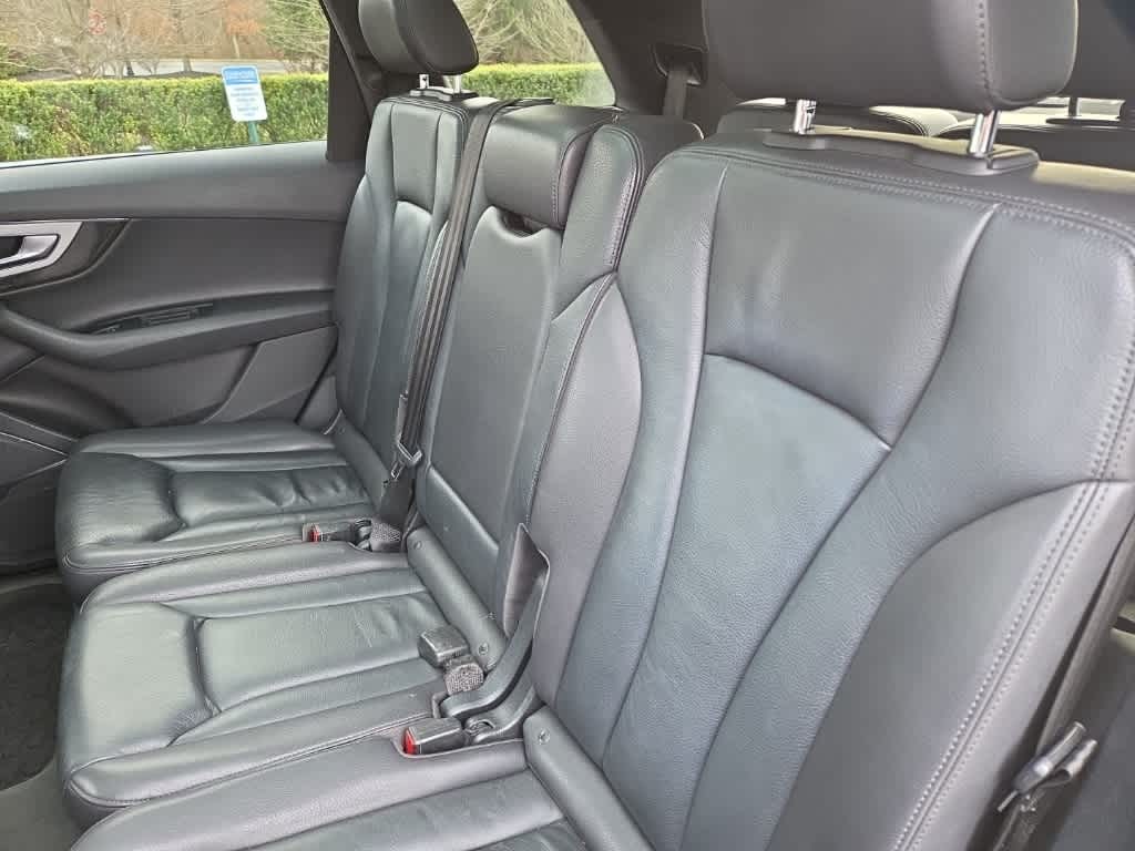 Thumbnail: 2019 Audi Q7 - 17