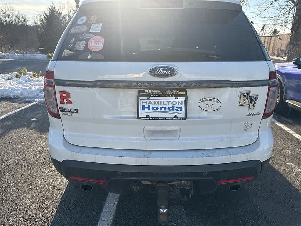 Thumbnail: 2015 Ford Explorer - 5