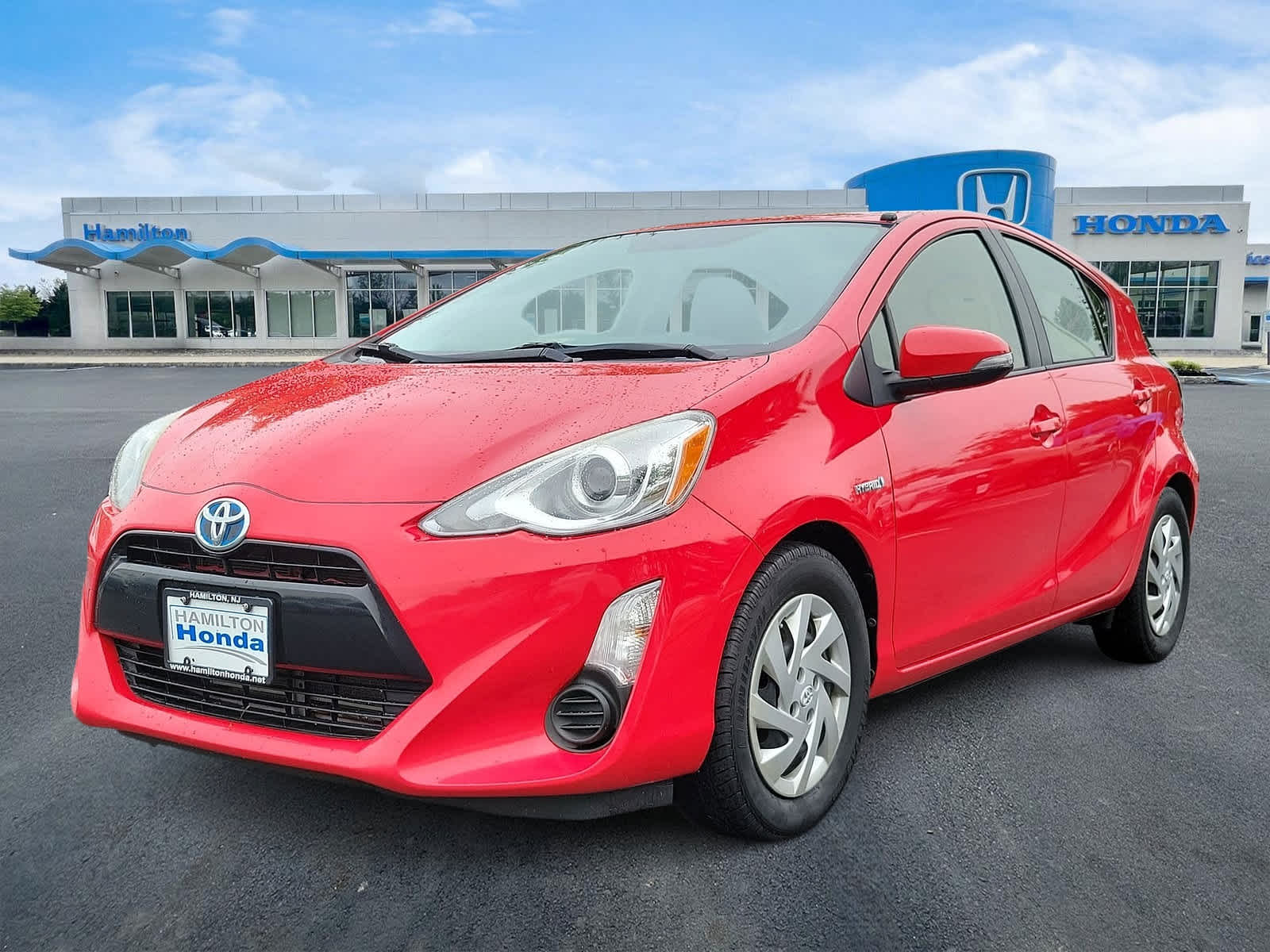 2015 Toyota Prius c Two Hero Image