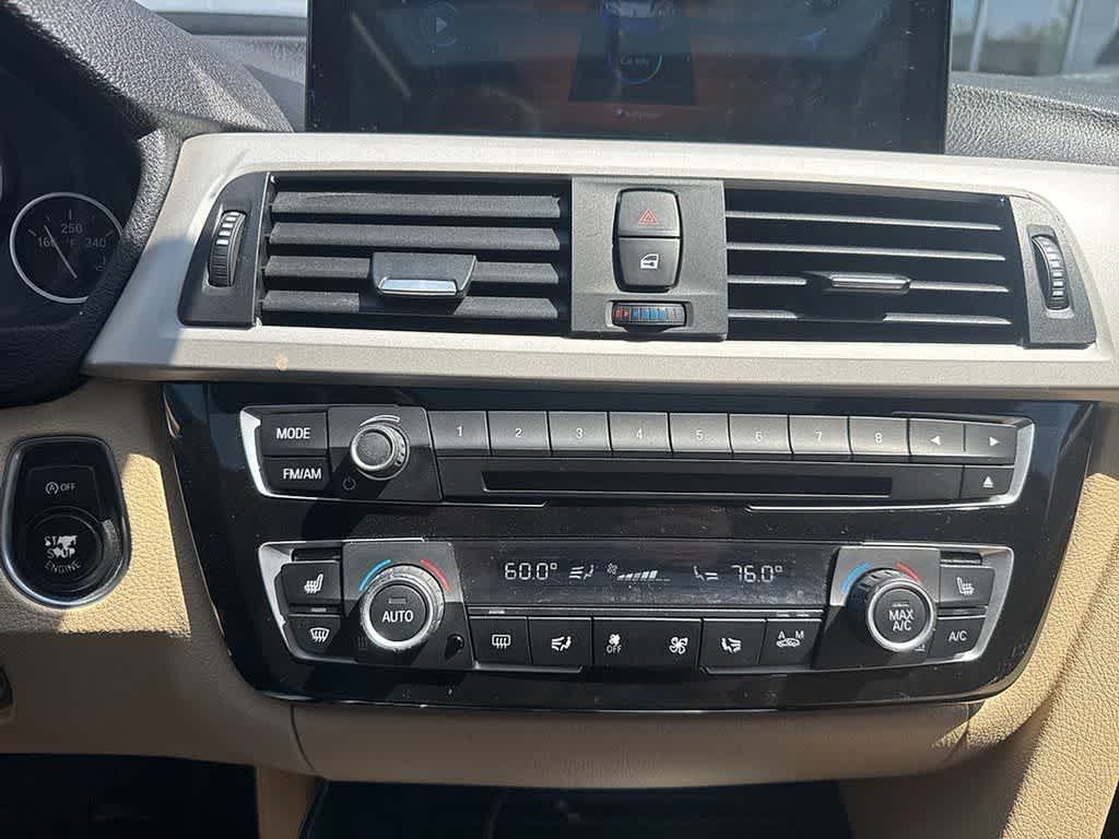 Thumbnail: 2016 BMW 3 Series - 18