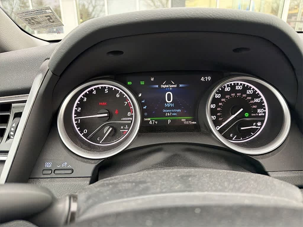 Thumbnail: 2023 Toyota Camry - 9