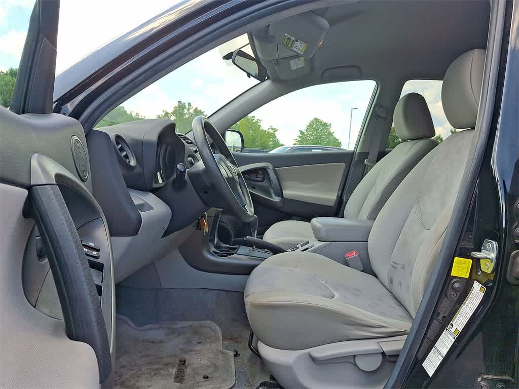 Thumbnail: 2011 Toyota RAV4 - 11