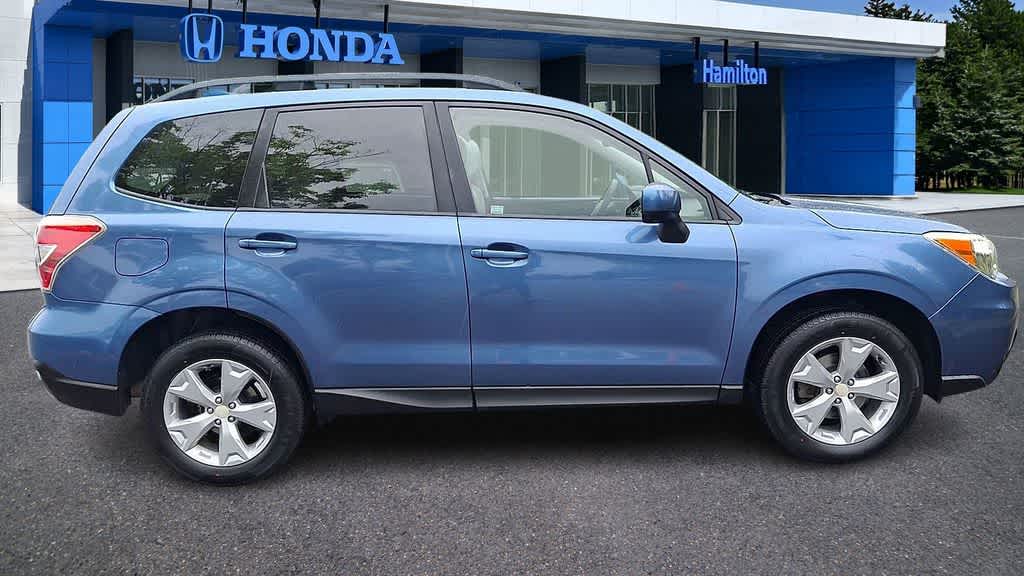 Thumbnail: 2016 Subaru Forester - 9