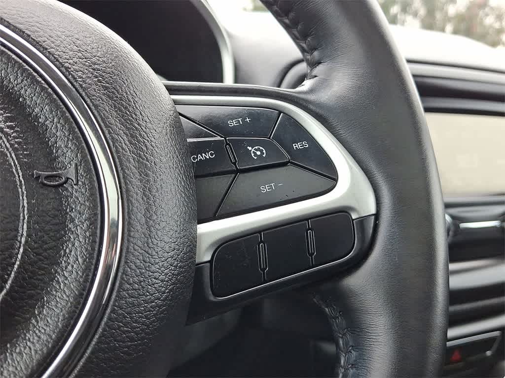 Thumbnail: 2018 Jeep Compass - 18