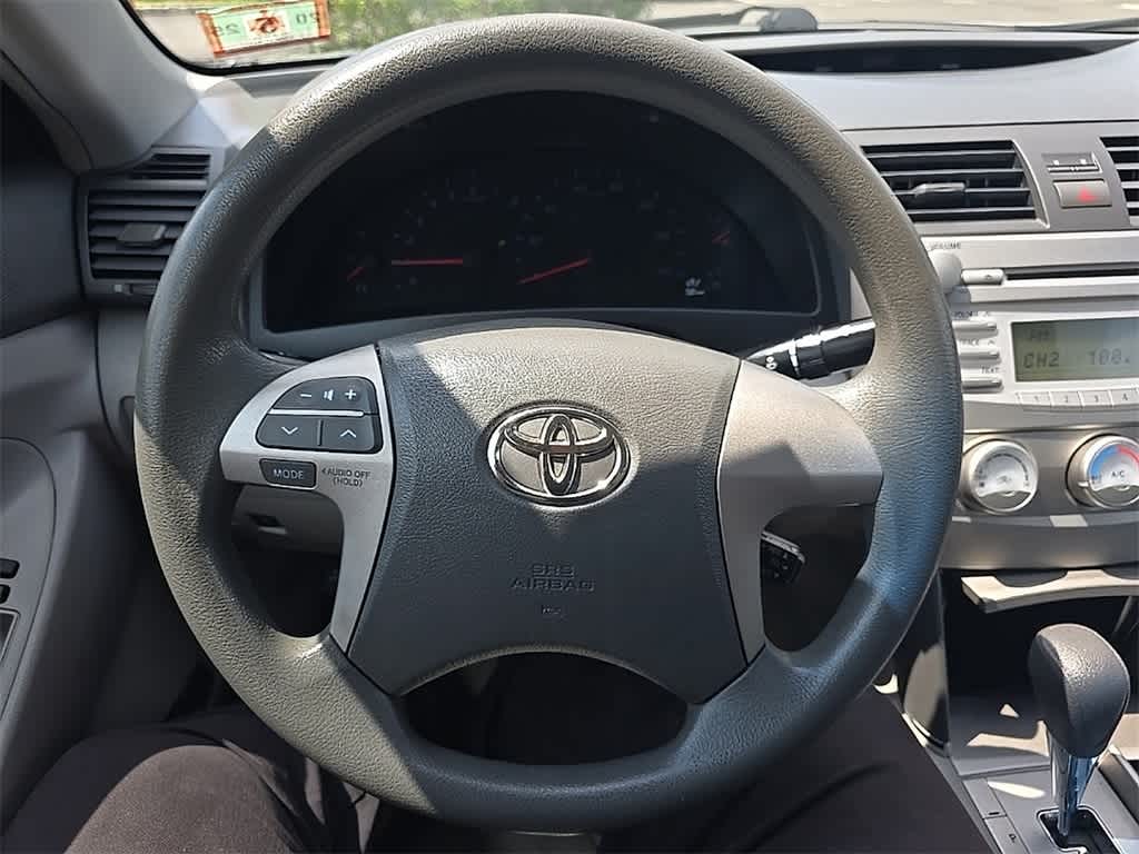 Thumbnail: 2010 Toyota Camry - 10