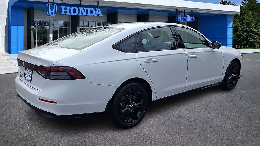 Thumbnail: 2025 Honda Accord - 8