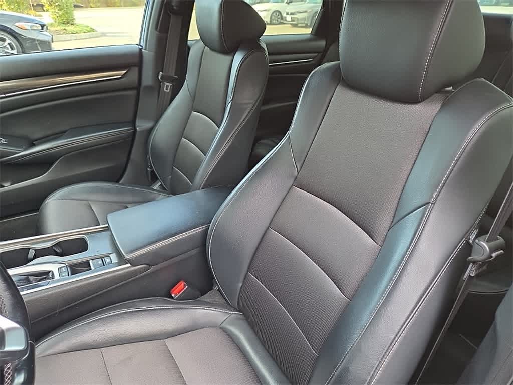 Thumbnail: 2018 Honda Accord - 11