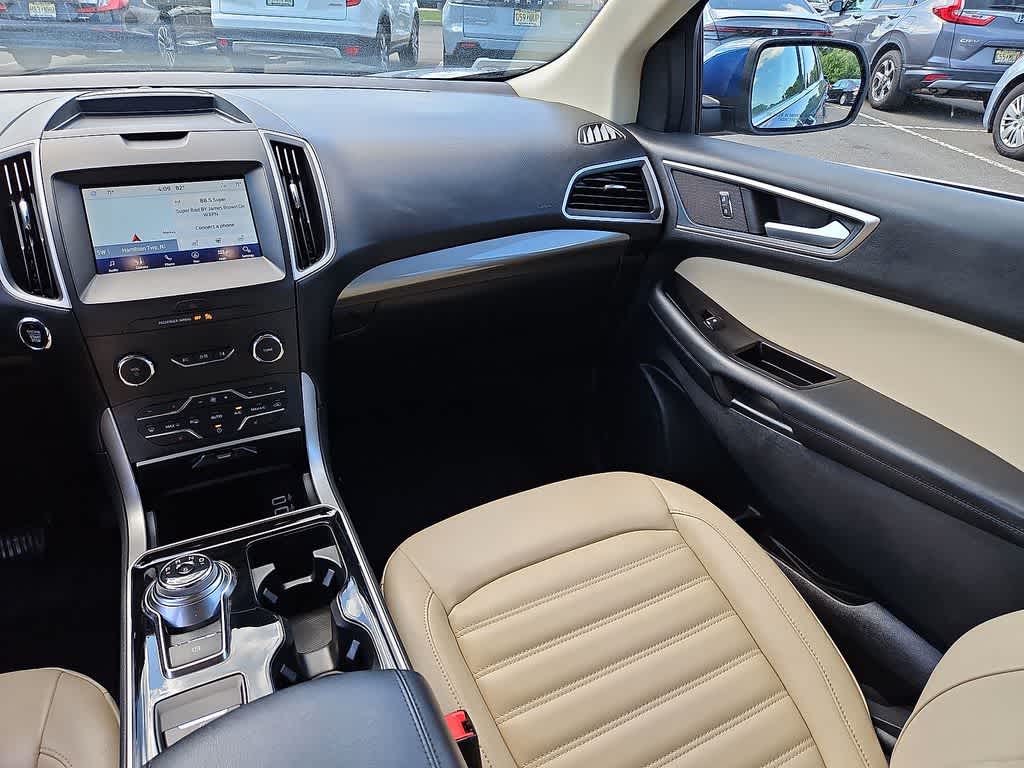 Thumbnail: 2020 Ford Edge - 11