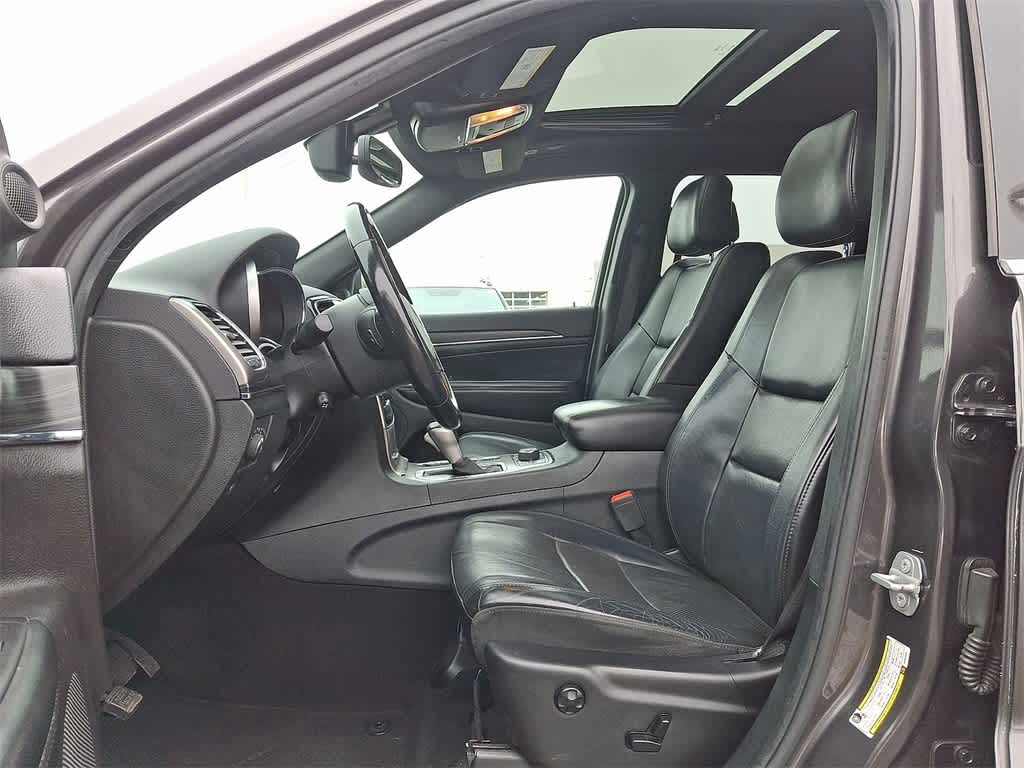 Thumbnail: 2019 Jeep Grand Cherokee - 11