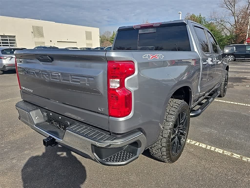 Thumbnail: 2020 Chevrolet Silverado 1500 - 4