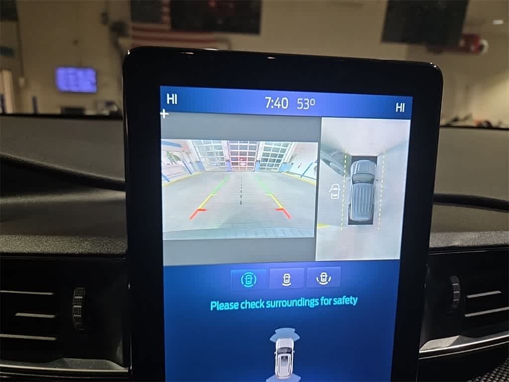 Thumbnail: 2020 Ford Explorer - 19