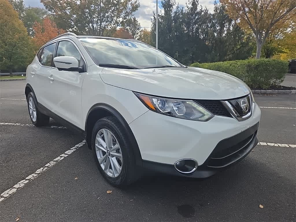 Thumbnail: 2019 Nissan Rogue Sport - 3
