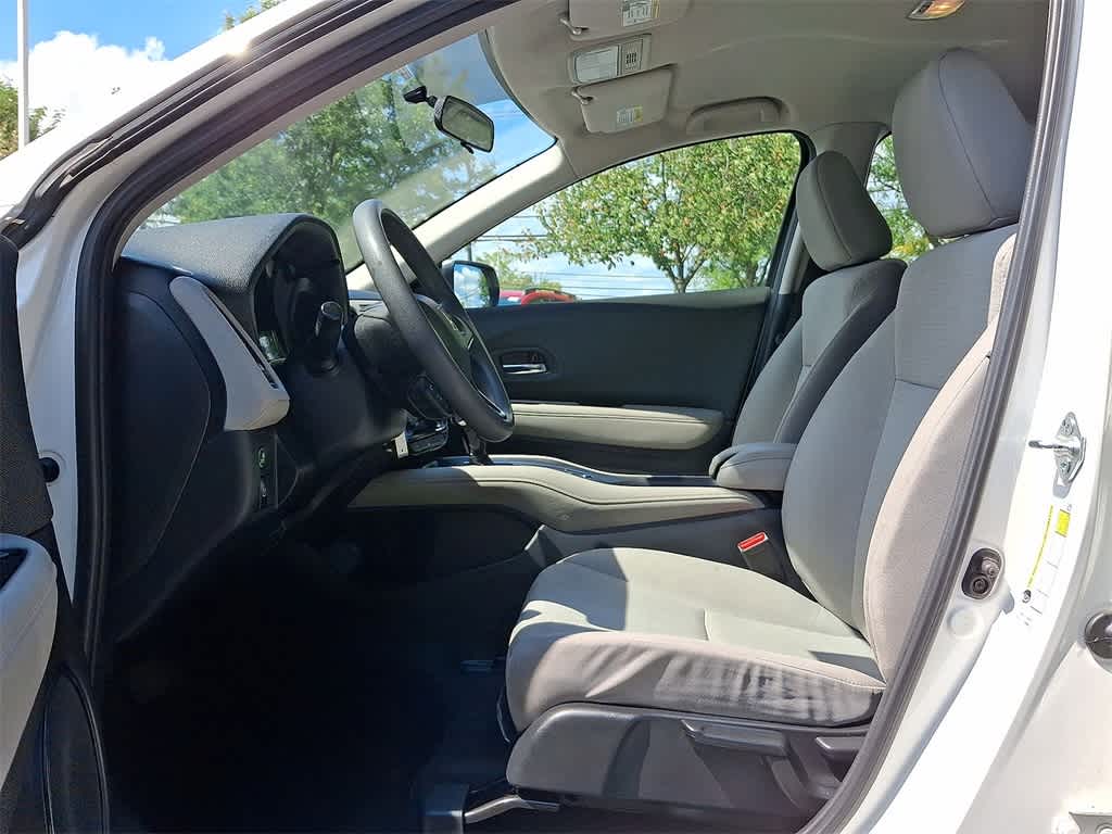 Thumbnail: 2022 Honda HR-V - 11