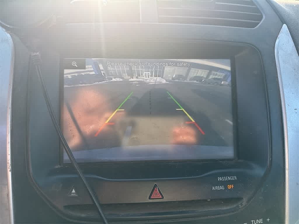 Thumbnail: 2015 Ford Explorer - 13