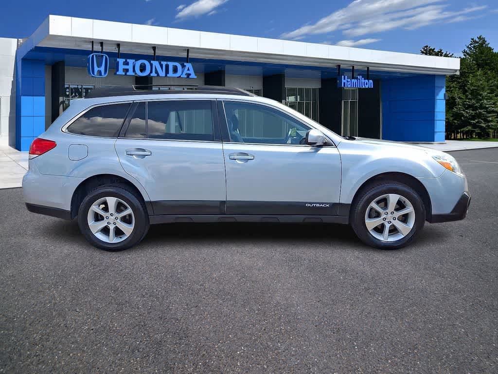 Thumbnail: 2014 Subaru Outback - 25