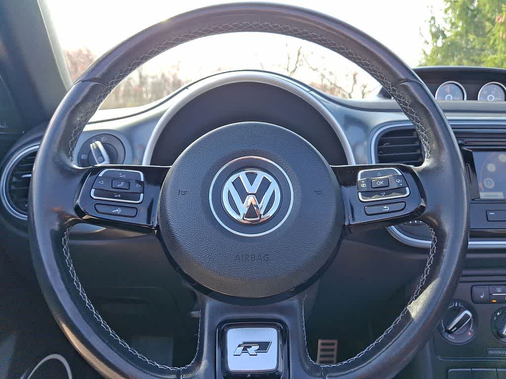 Thumbnail: 2014 Volkswagen Beetle - 16