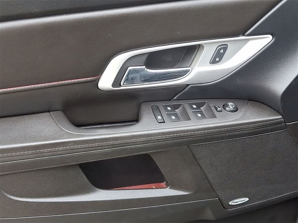 Thumbnail: 2017 GMC Terrain - 10