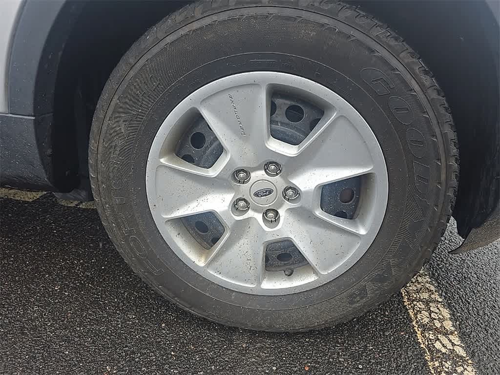 Thumbnail: 2014 Ford Explorer - 9