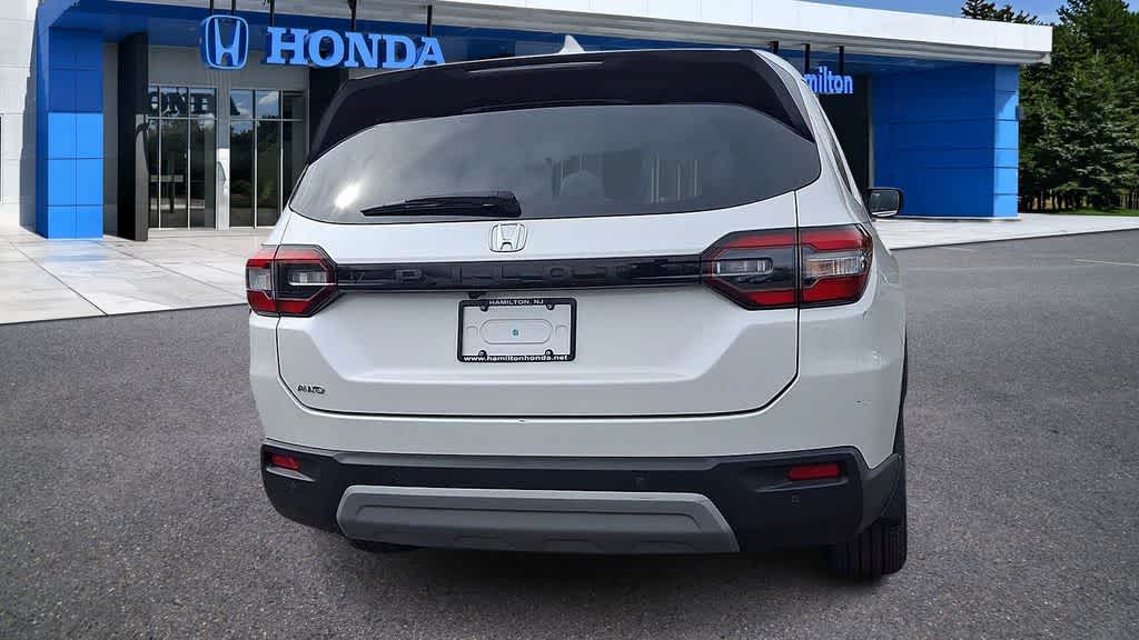 Thumbnail: 2023 Honda Pilot - 7