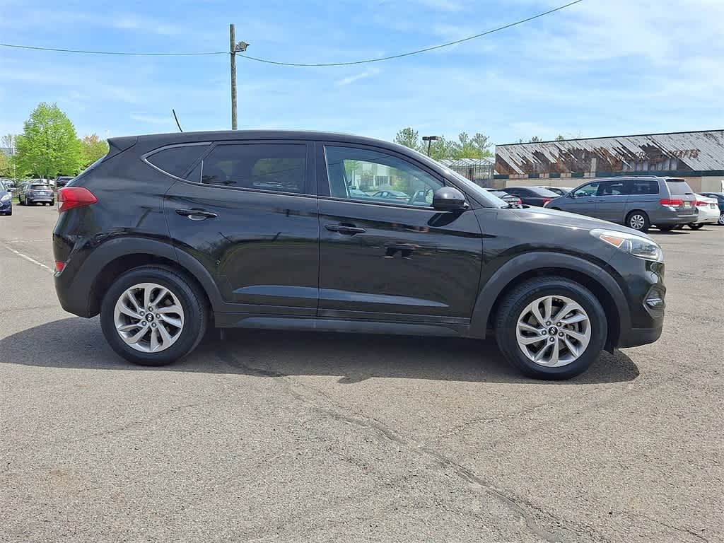 2017 Hyundai Tucson SE 22