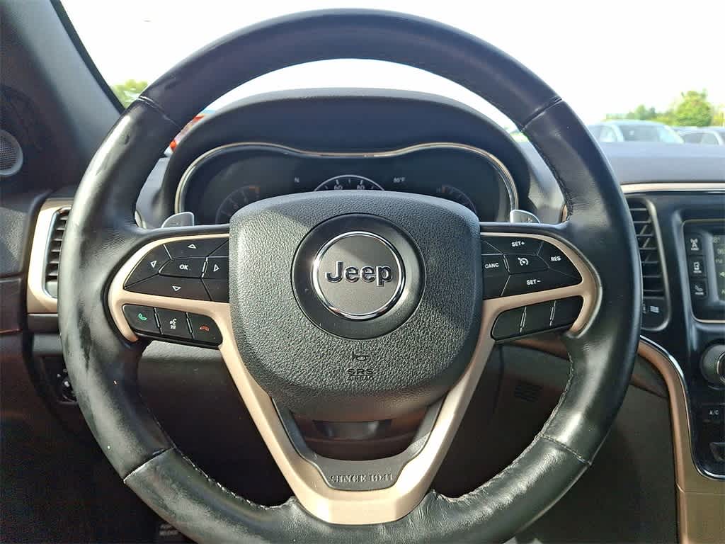 Thumbnail: 2017 Jeep Grand Cherokee - 16