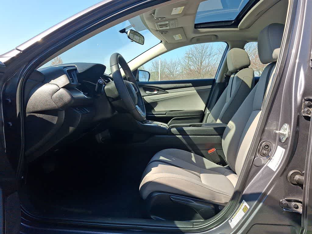 Thumbnail: 2016 Honda Civic - 11