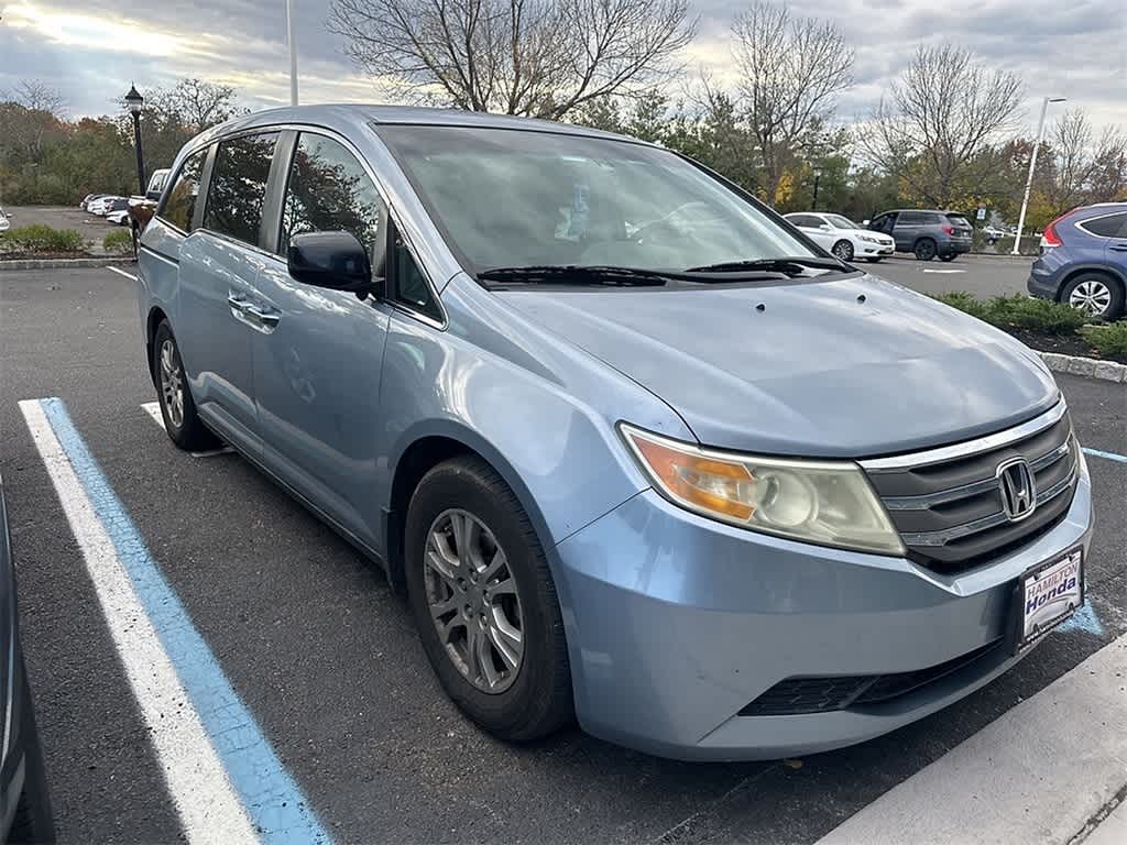 Thumbnail: 2011 Honda Odyssey - 3