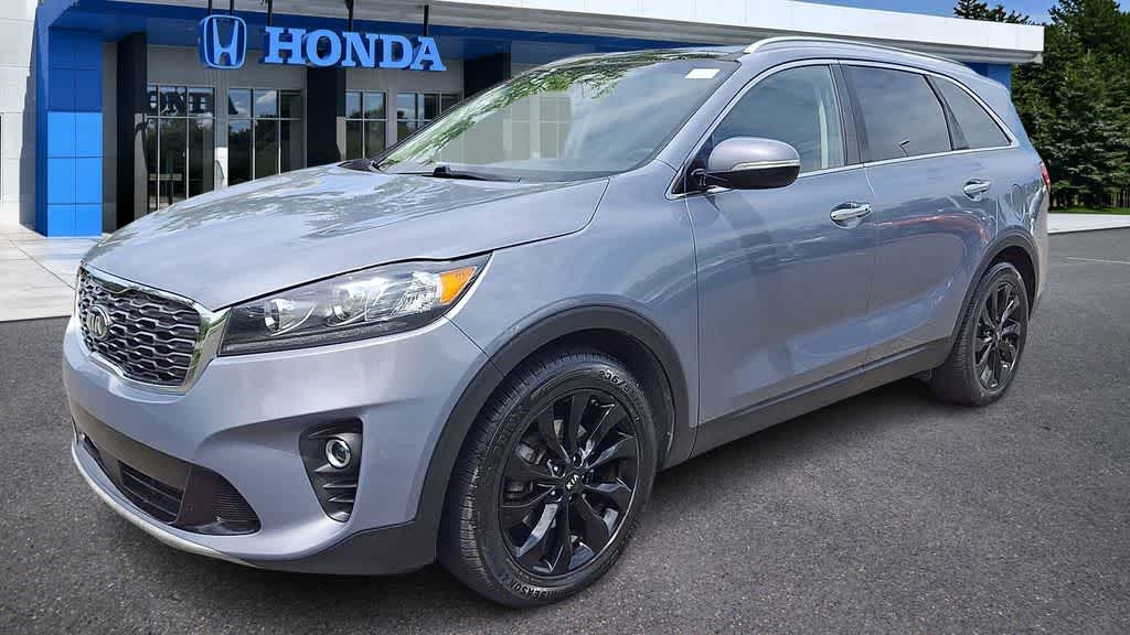 Thumbnail: 2020 Kia Sorento - 4