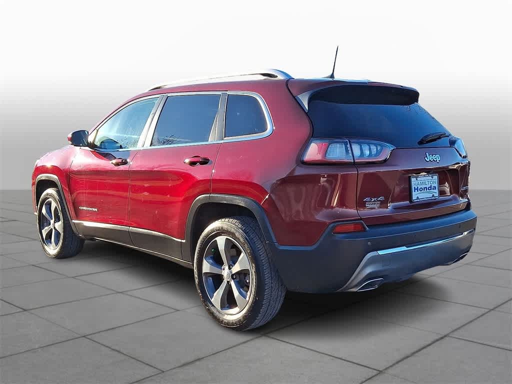 Thumbnail: 2019 Jeep Cherokee - 22