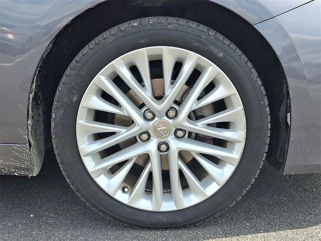 Thumbnail: 2016 Lexus ES - 26