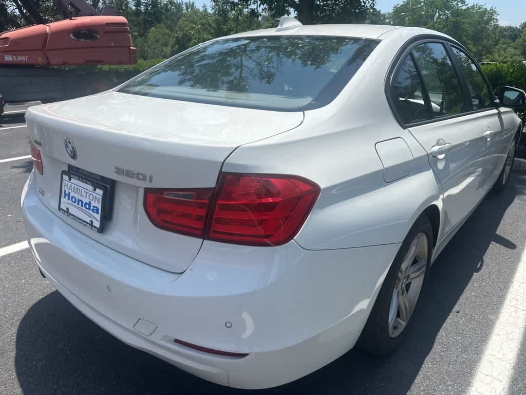 Thumbnail: 2014 BMW 3 Series - 4