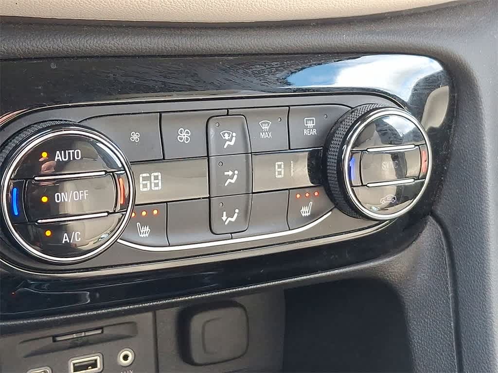 Thumbnail: 2022 Buick Encore GX - 19