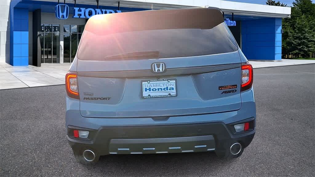 Thumbnail: 2023 Honda Passport - 7