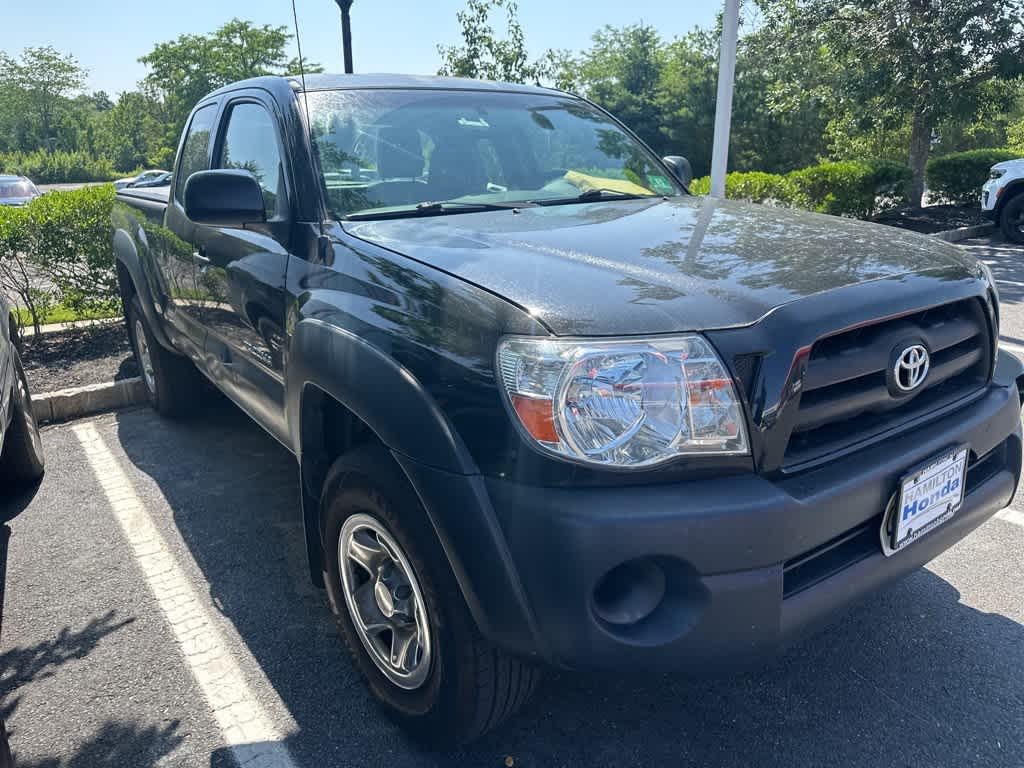 Thumbnail: 2009 Toyota Tacoma - 3