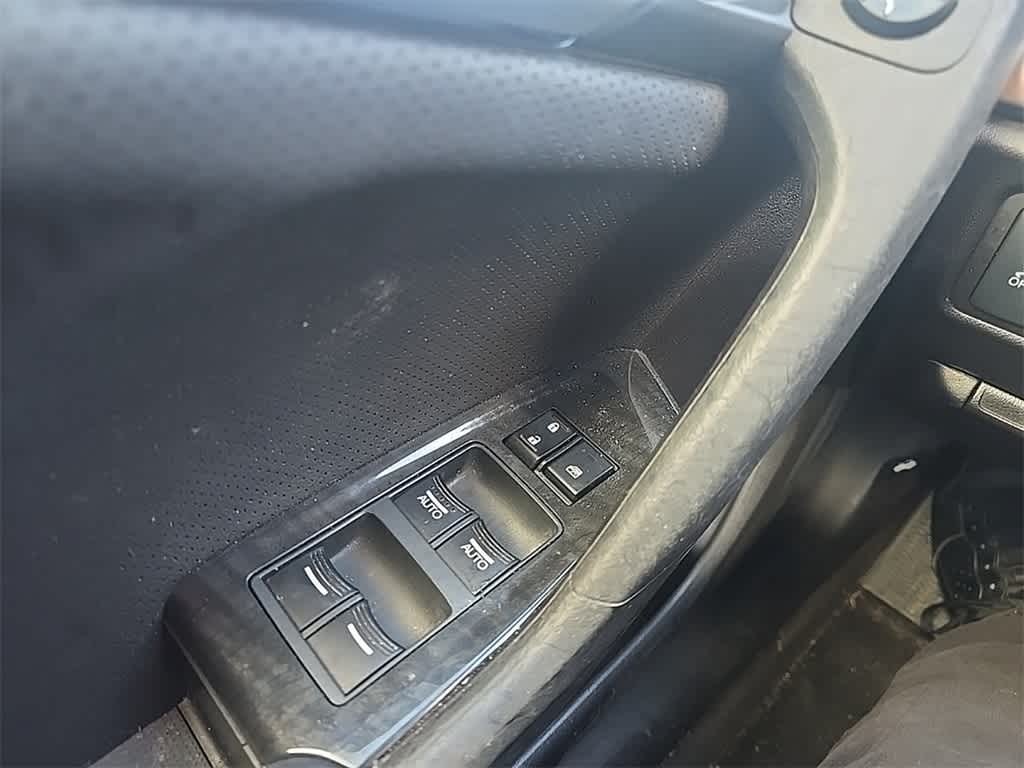 Thumbnail: 2012 Acura TSX - 16