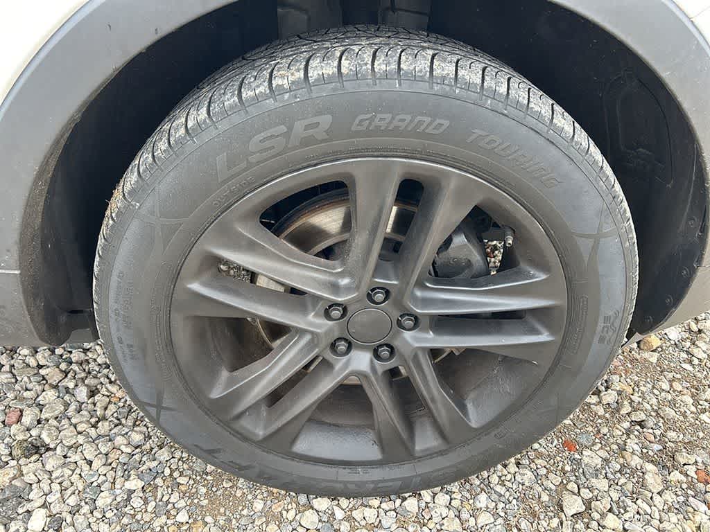 Thumbnail: 2016 Ford Explorer - 9