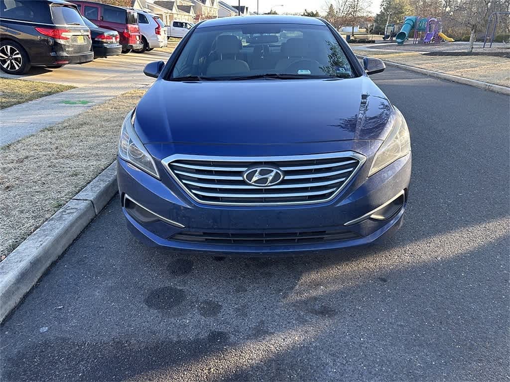Thumbnail: 2017 Hyundai Sonata - 17