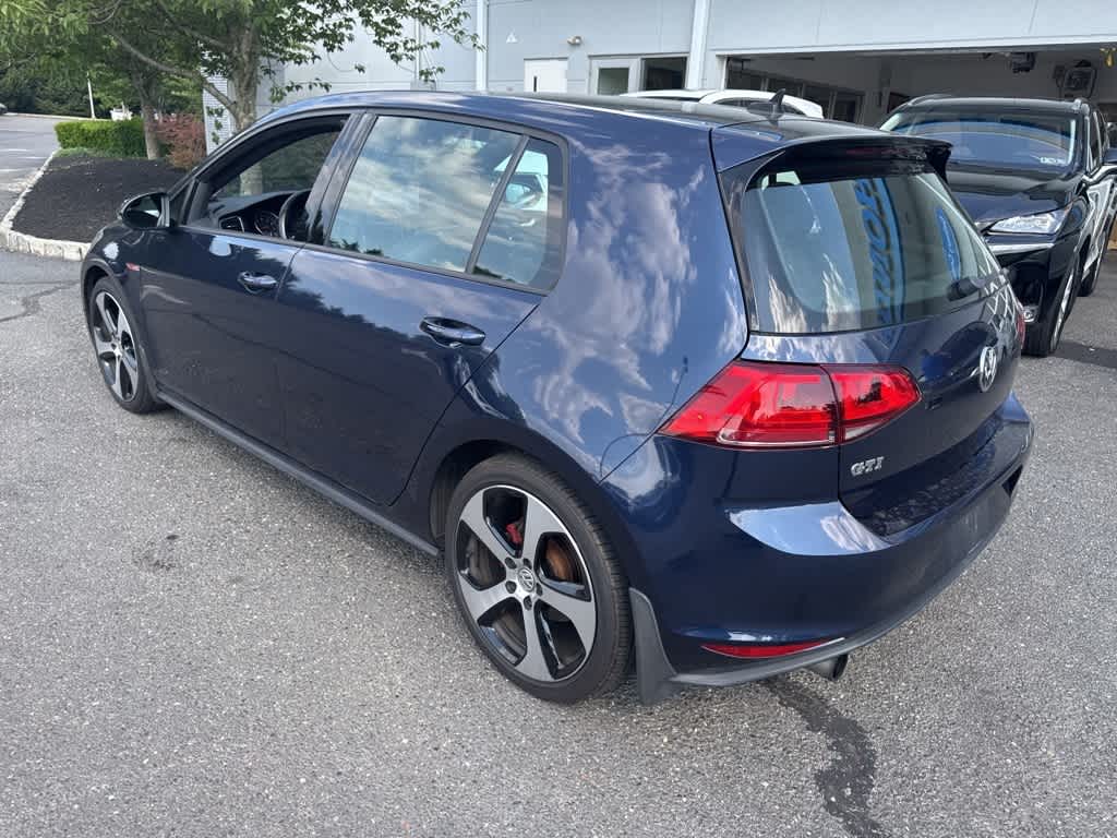 Thumbnail: 2016 Volkswagen Golf - 7